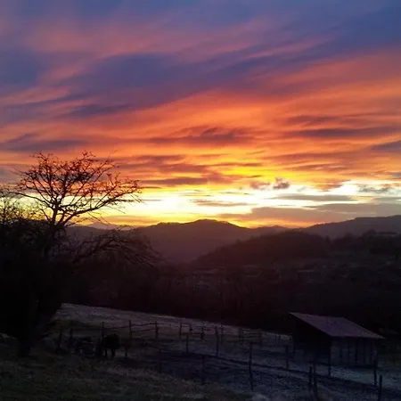 La Quiete Tra Le Colline * Dego